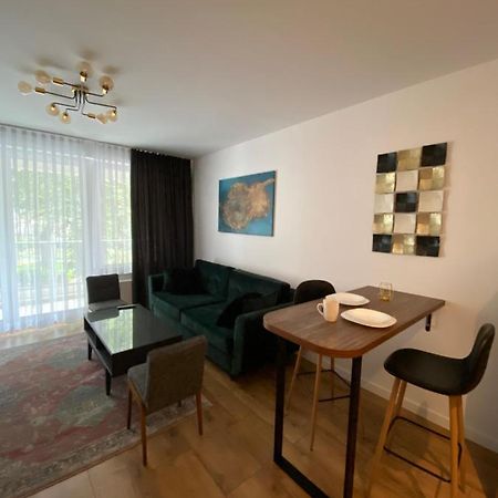 Green Sofa Apartment Wroclaw Exterior photo